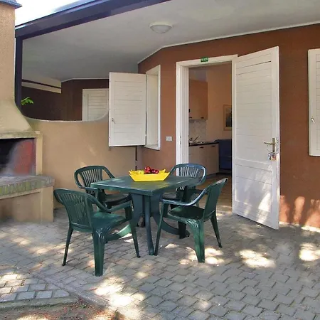 Holiday Village Tivoli In *
